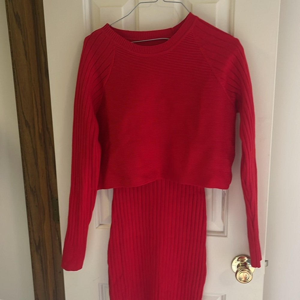 Amazon Red Sheath Dress with Cuffed Long Sleeves and Polo Collar TWO PIECE - Picture 8 of 9
